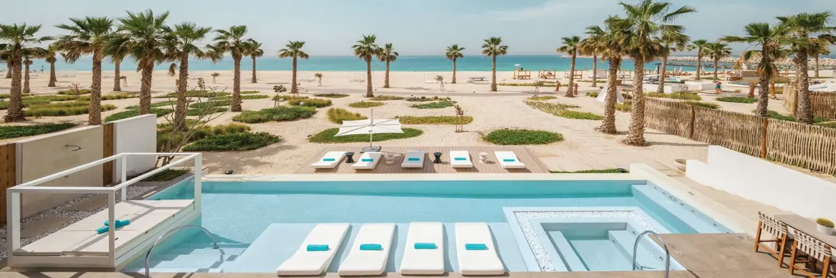 Les cabanes à Dubaï ont différentes sortes.