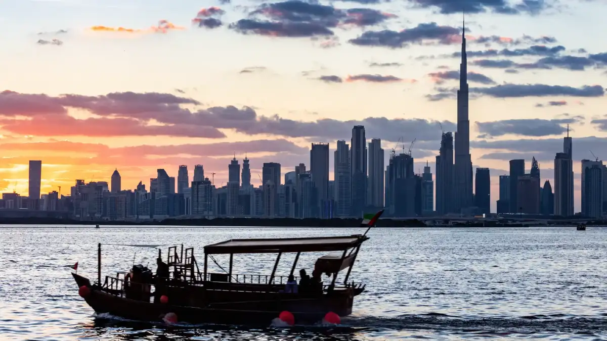 Museo di Dubai; una narrazione del passato accanto al fiume storico